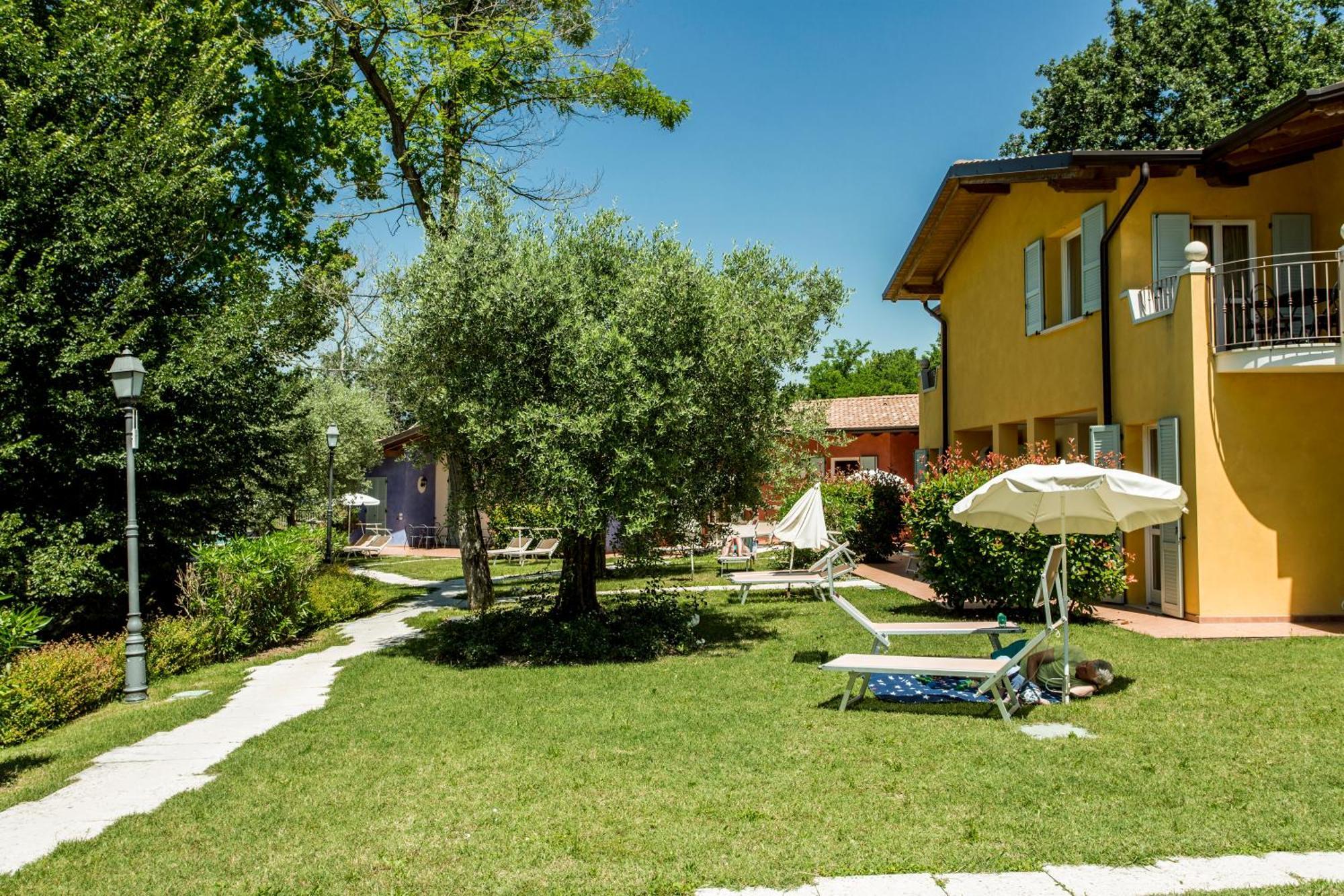 Appartamenti Il Ruscello Manerba del Garda Exterior foto